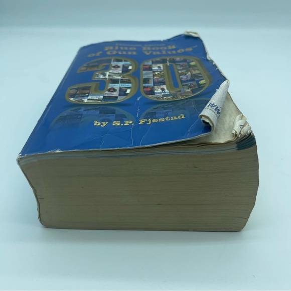 Blue Book of Values by S.P. Fjestad Book Price Catalog - Picture 2 of 10
